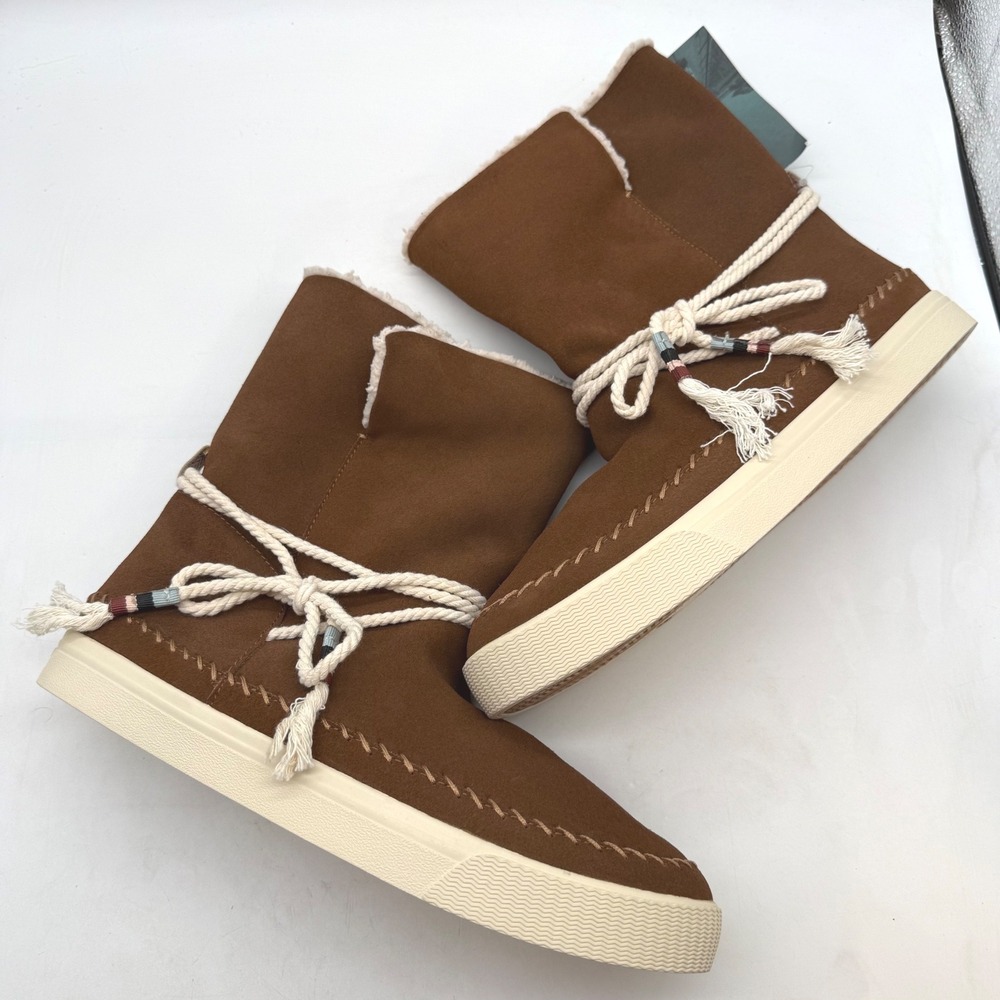 TOMS Vista Dark Amber Suede Faux Shearling Water Resistant‎ Boots Womens 12 NEW